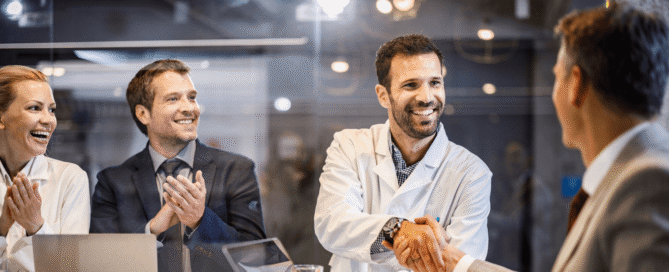 Estrategias Tributarias para Clínicas Médicas com a Control Company